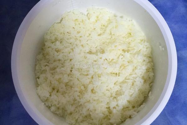 贵阳风味蛋炒饭的做法图解3