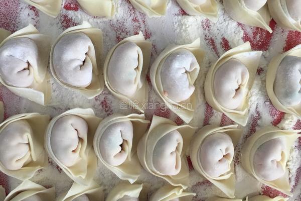 菜肉大馄饨的做法图解3