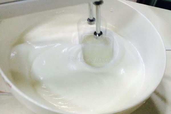 完美戚风蛋糕（6寸/8寸）的做法图解5