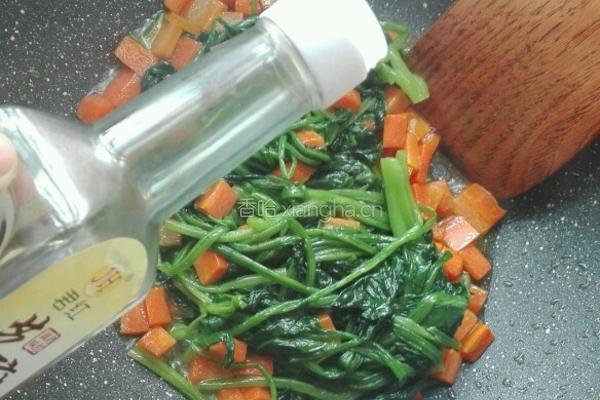 胡萝卜炒菠菜的做法图解10