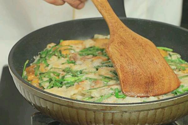 有荤有素的煎饼的做法图解10