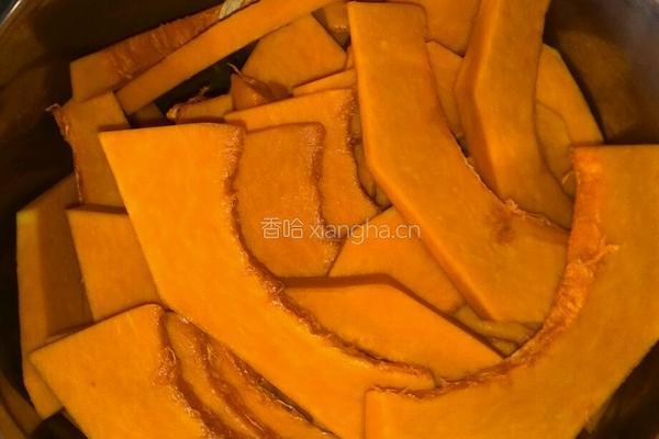 南瓜花卷的做法图解1