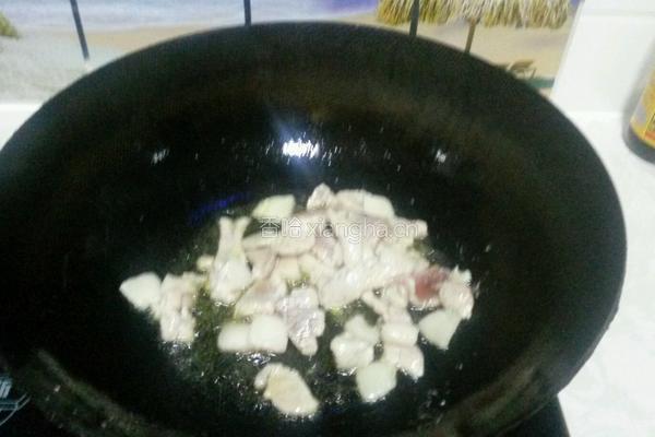 芹菜炒肉的做法图解3