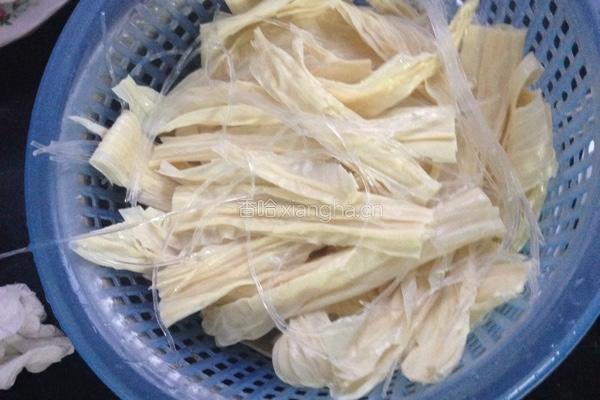 腐竹炒粉丝的做法图解5