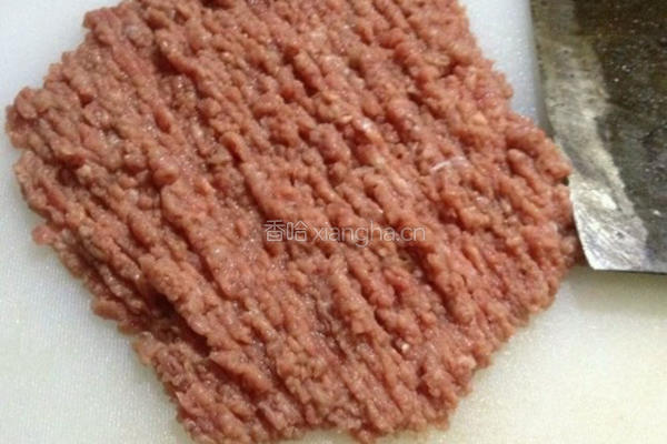 牛肉韭黄酸汤水饺的做法图解2
