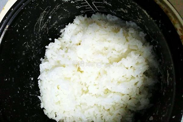 鸡蛋炒饭的做法图解2