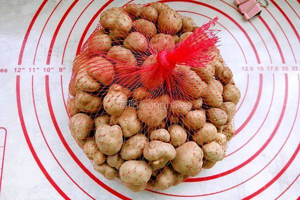 山药豆冰糖葫芦的做法图解1