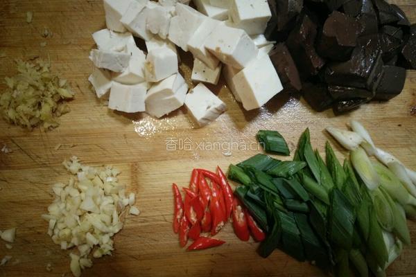 麻辣红白豆腐的做法图解6