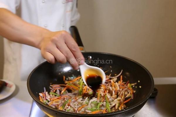 肉丝炒面的做法图解7