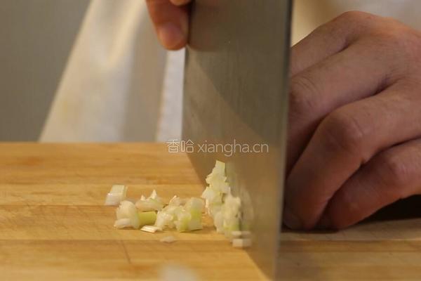 双耳炒素味的做法图解3