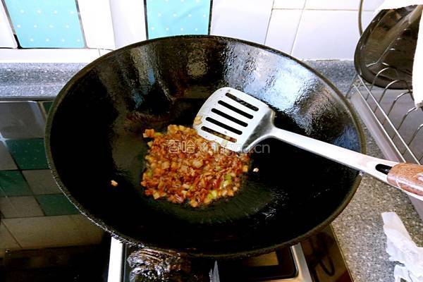 肉末炒豆腐的做法图解2
