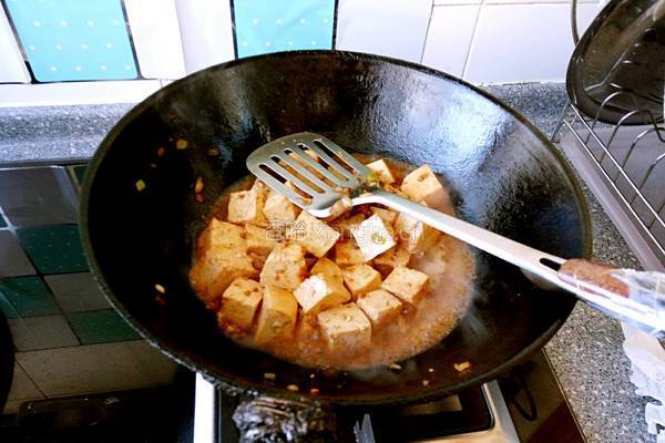 肉末炒豆腐的做法图解4