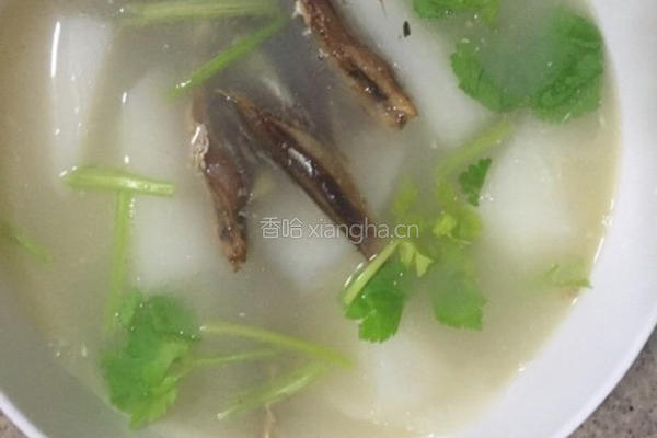 鱼干萝卜汤的做法图解4