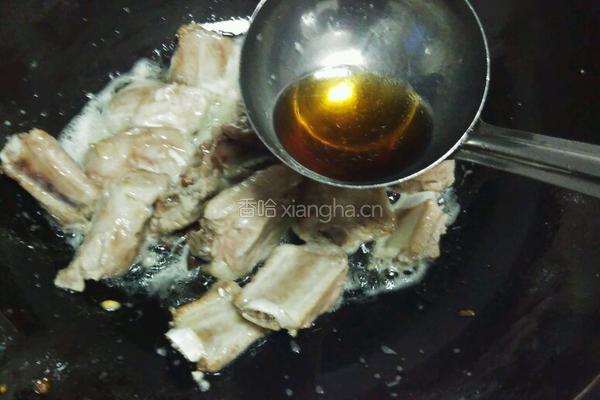 板栗烧排骨的做法图解5