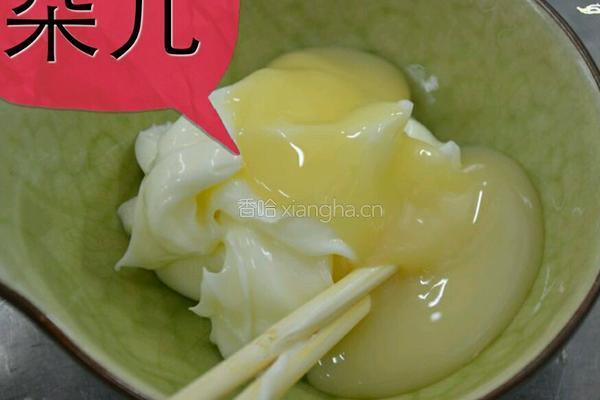 金丝沙拉凤尾虾的做法图解12