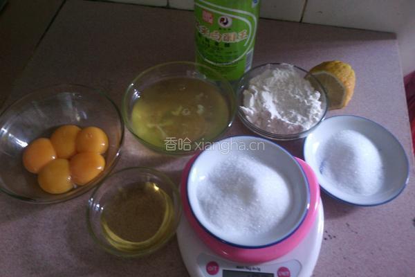 鲜奶油蛋卷的做法图解1