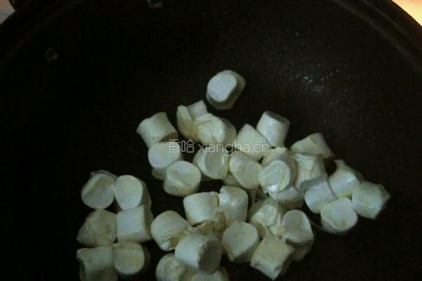 牛轧糖的做法图解3