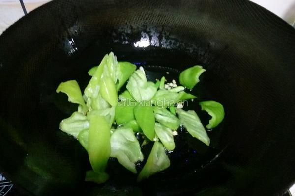 豆干炒辣椒的做法图解5