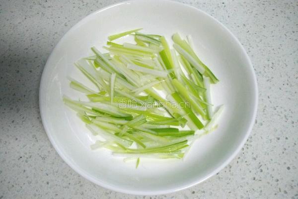 红油鸡片的做法图解7