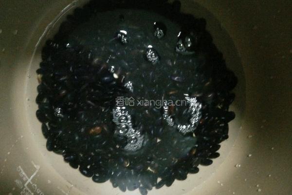 黑豆浆的做法的做法图解1