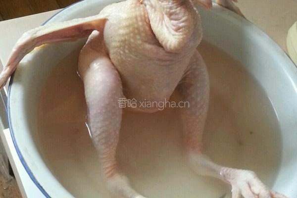 翻滚吧,烤鸡的做法图解1