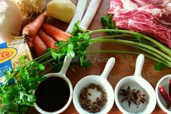 台湾红烧牛肉面的做法图解1
