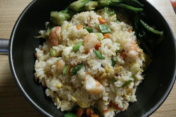 虾仁蛋炒饭的做法图解8