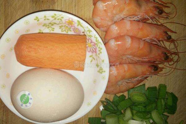虾仁蛋炒饭的做法图解1