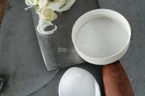 芹菜炒土豆片的做法图解2
