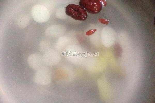 鲜天麻炖鱼头的做法图解7