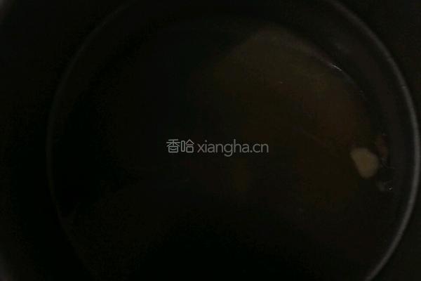 鲜蔬排骨汤的做法图解1
