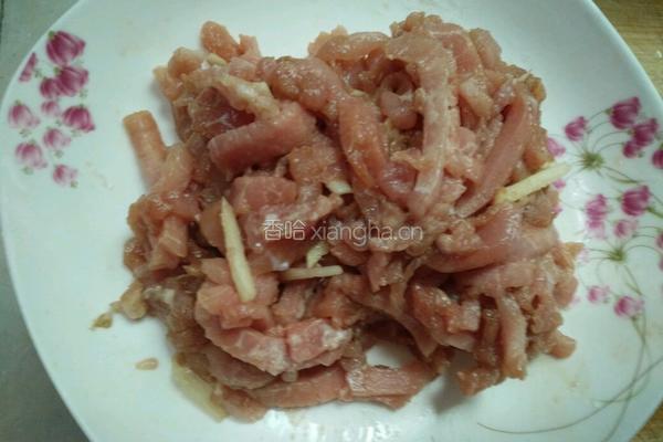青椒炒肉丝的做法图解3