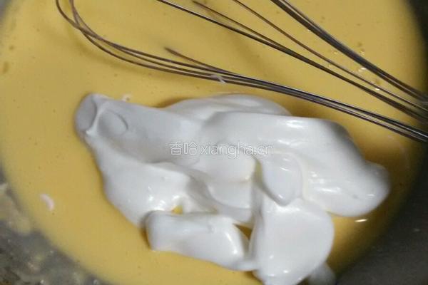 戚风蛋糕的做法图解4