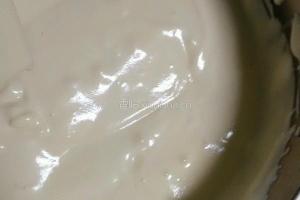 戚风蛋糕的做法图解5