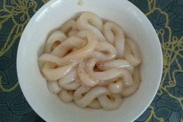鱿鱼圈的做法图解1