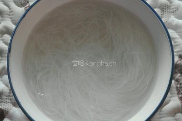 孜然土豆粉丝的做法图解2
