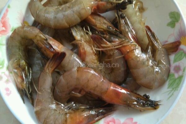酱汁大虾的做法图解1