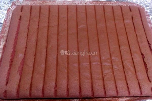 红曲粉奶油蛋糕卷的做法图解14