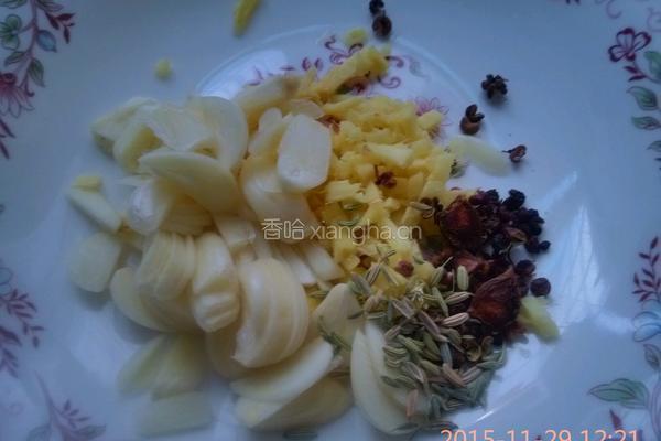 豆豉肉沫茄子煲的做法图解3