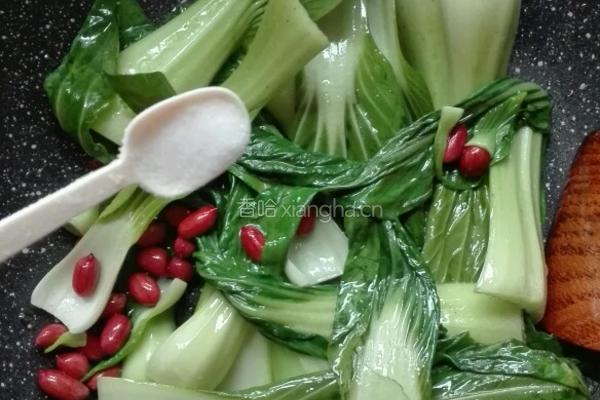 蒜蓉花生炒青菜的做法图解8