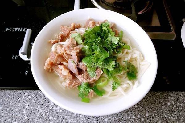 牛肉面的做法图解15