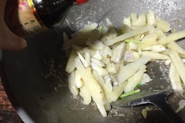 炒木薯的做法图解5