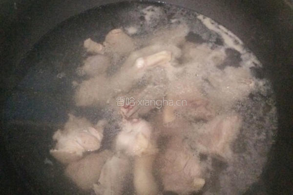 土豆烧鸭块的做法图解2