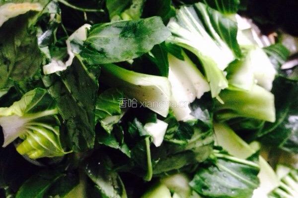 油面筋炒青菜的做法图解1