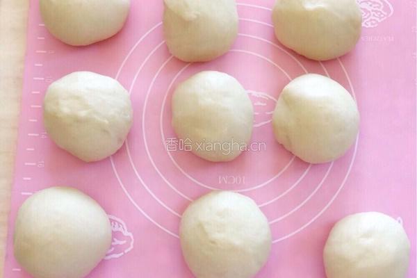 蒜蓉黄油面包的做法图解3