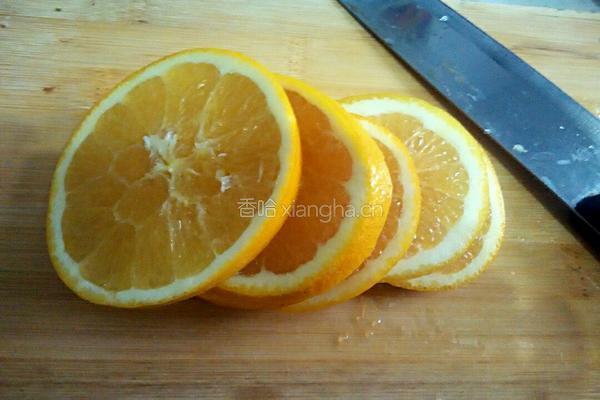 香橙蛋糕卷的做法图解1