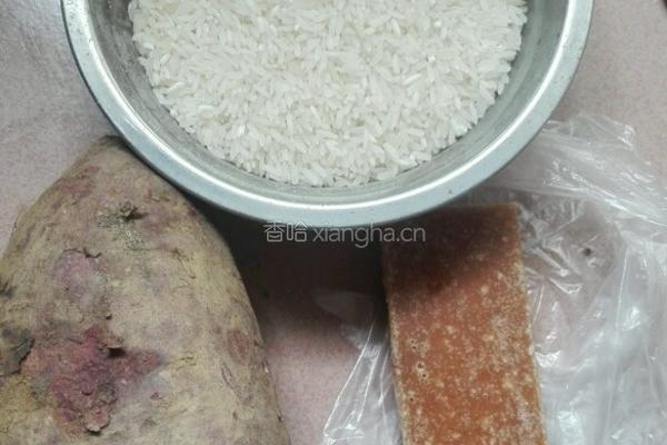 紫色红薯粥的做法图解1
