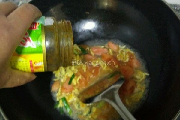 菠菜番茄鸡蛋盖浇面的做法图解2