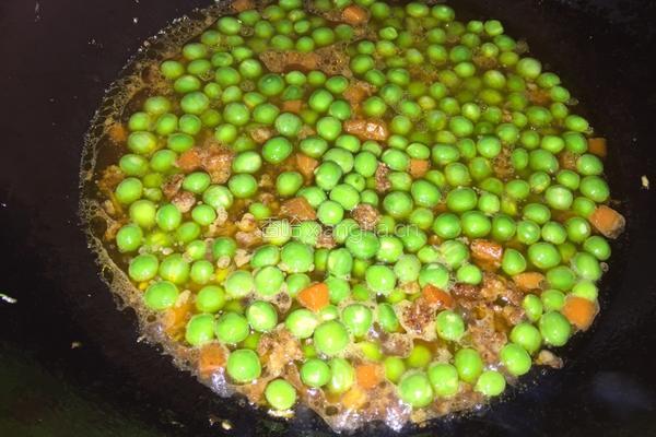 肉末豌豆的做法图解8