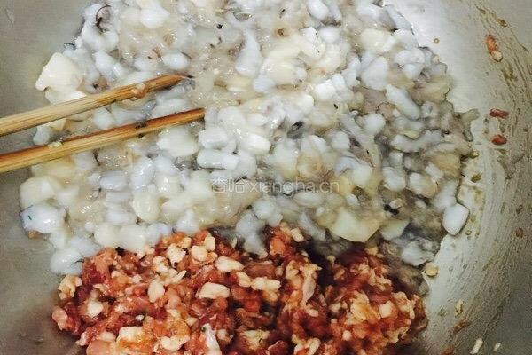 海鲜水饺的做法图解3